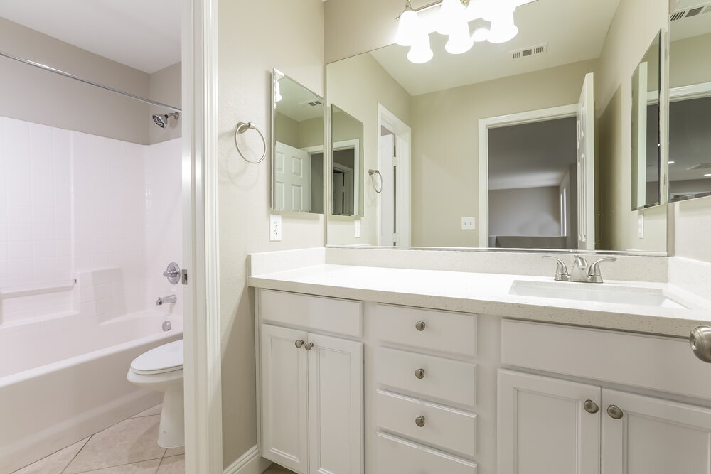 Building Photo - 8735 Le Agavi Ct