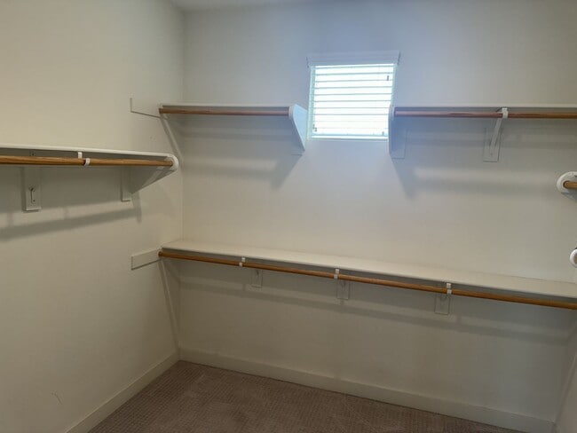 Building Photo - 233 Radial