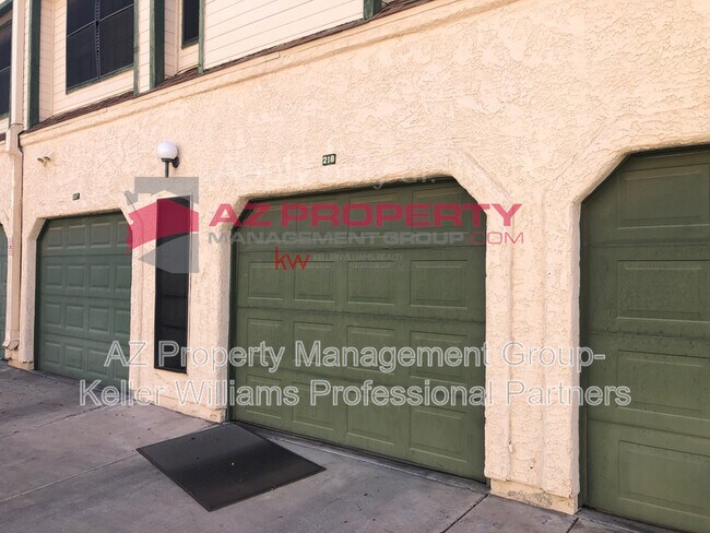 Building Photo - 8888 N 47th Ave