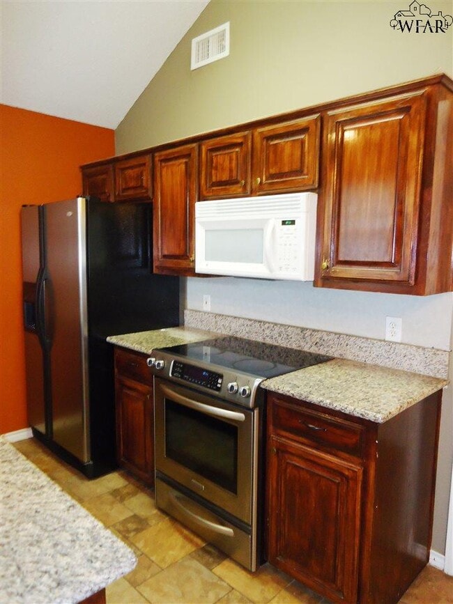 Building Photo - 6018 Van Dorn Dr