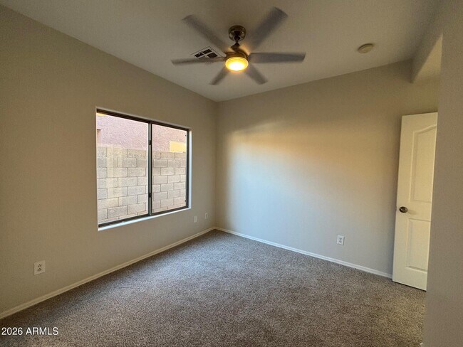 Building Photo - 12849 W Weldon Ave