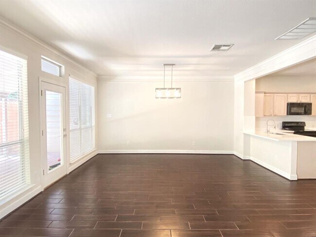 Building Photo - 54 Alderon Woods Pl
