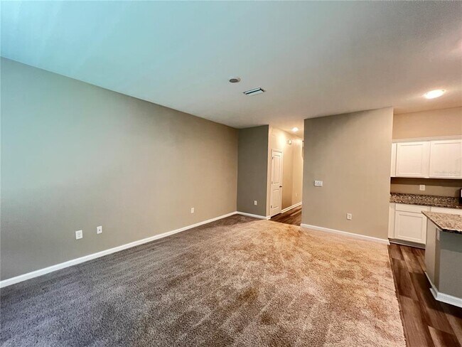 Building Photo - 35202 Daisy Meadow Loop