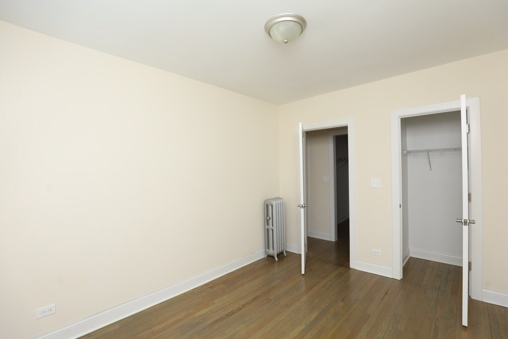 Building Photo - 2639 N Spaulding Ave