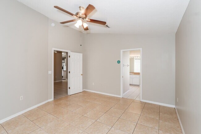 Building Photo - 10932 New Brighton Ct