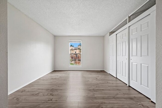 Building Photo - Beautiful 2-Bedroom Westminster Townhome with Private Patio