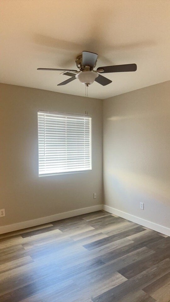 Building Photo - $2,000 For Rent A Lovely 3 Bed 2 Bath 1.673 Sq. Ft. Condo, all One Level Home in Chandler 85225!