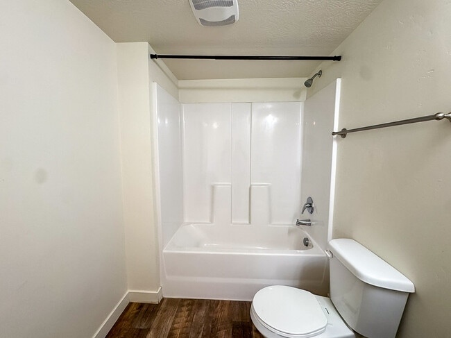 Building Photo - 531 S 850 E