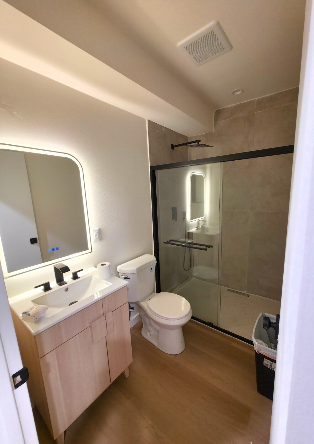 Building Photo - 445 N Townsend Ave