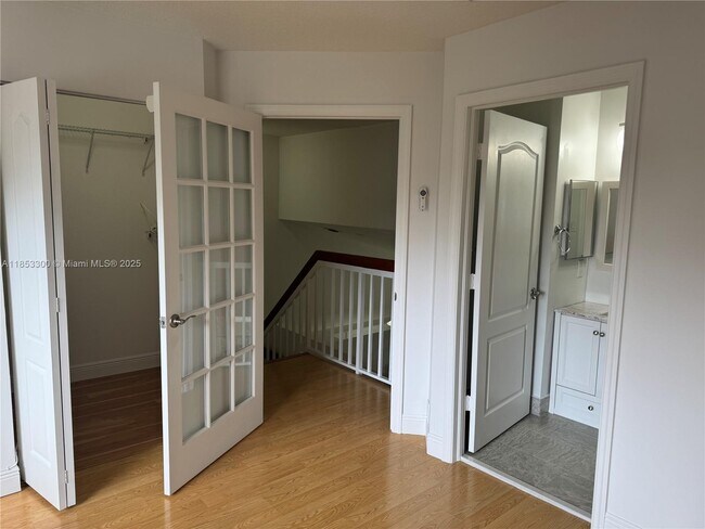 Building Photo - 13910 SW 91st Terrace