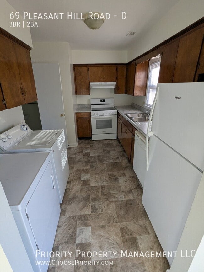 Building Photo - 69 Pleasant Hill Rd