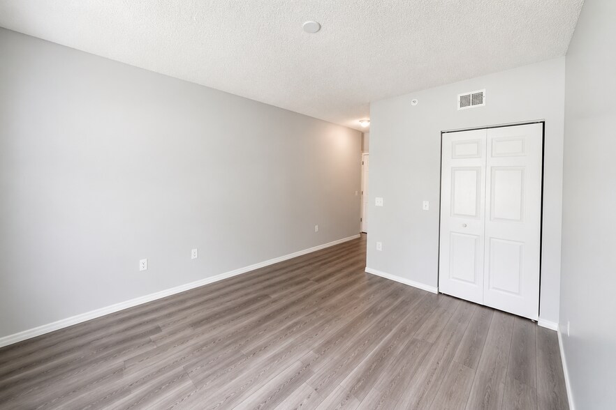 Building Photo - 1106 Tuscany Way
