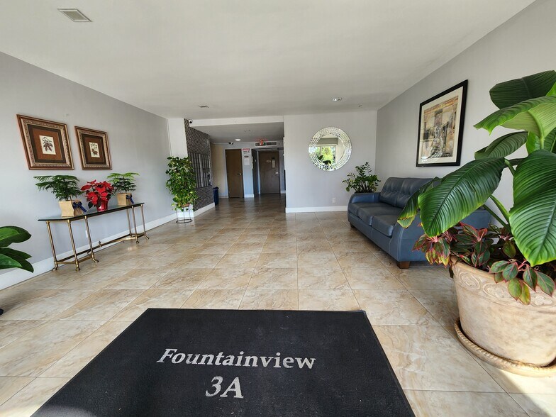 Building Photo - 1400 NE 169th St