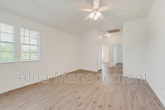 Building Photo - 1173 Sunderland Ln