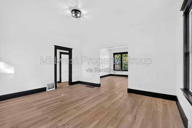 Building Photo - 11560 Old Halls Ferry Rd