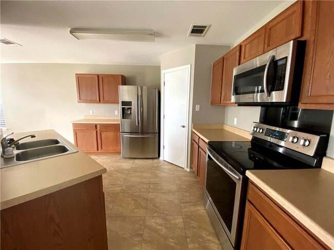 Building Photo - 12817 Chime Dr