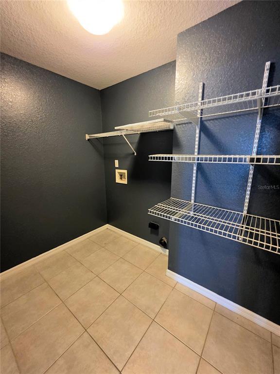 Building Photo - 736 Hurley Dr