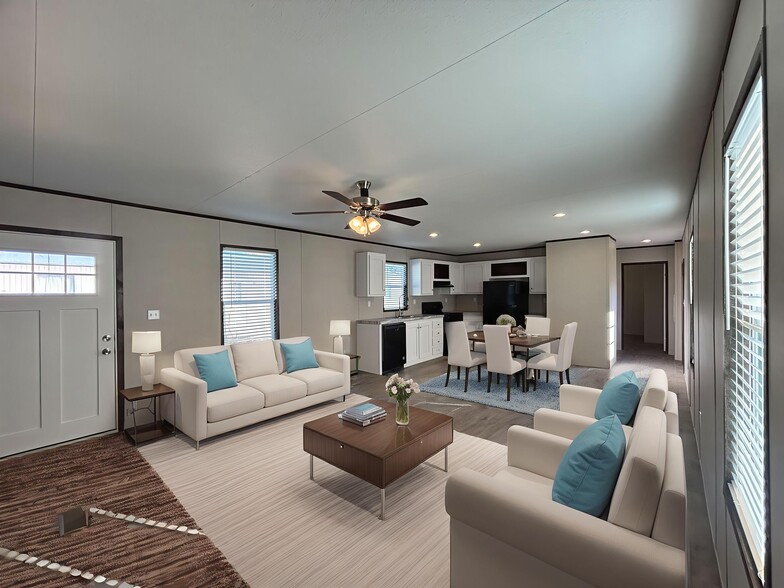 Primary Photo - 204 Linda St