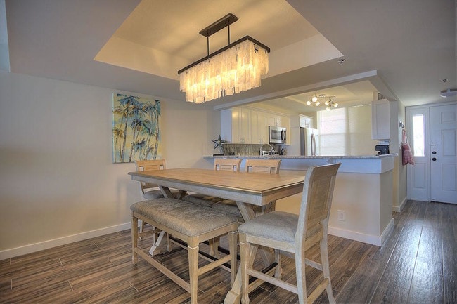 Building Photo - 840 Ocean Dr