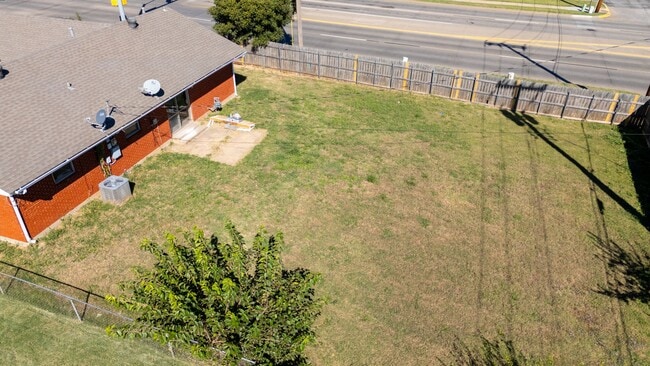 Building Photo - Spacious 4-Bedroom Home with Modern Updates and a Big Yard