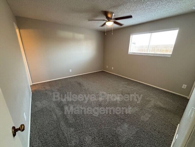 Building Photo - 5322 W Caron St