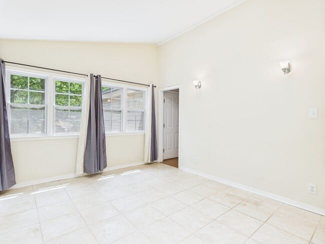 Building Photo - 9106 Barnwell Cir