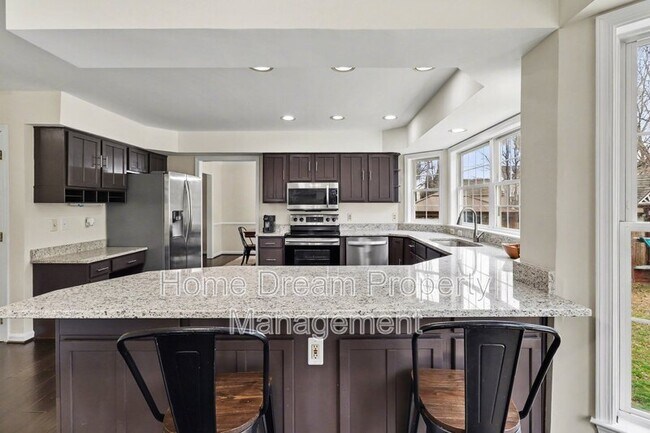 Building Photo - 7415 Sterling Dr