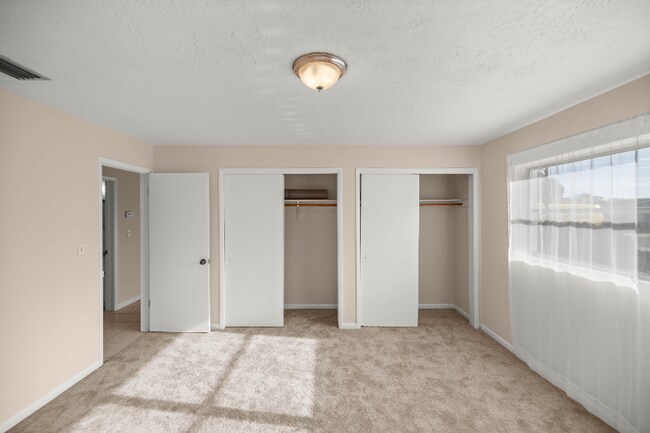 Building Photo - 88 S Adams St