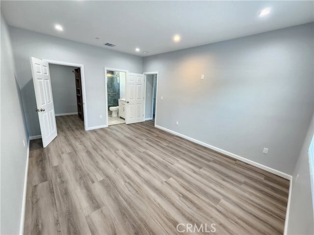 Building Photo - 15520 Tupper St