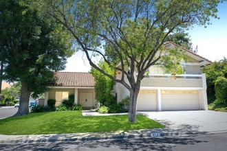 Building Photo - 912 Brightstone Ct