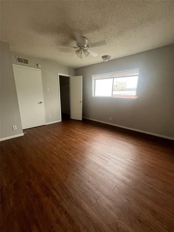 Building Photo - 311 E 31st St