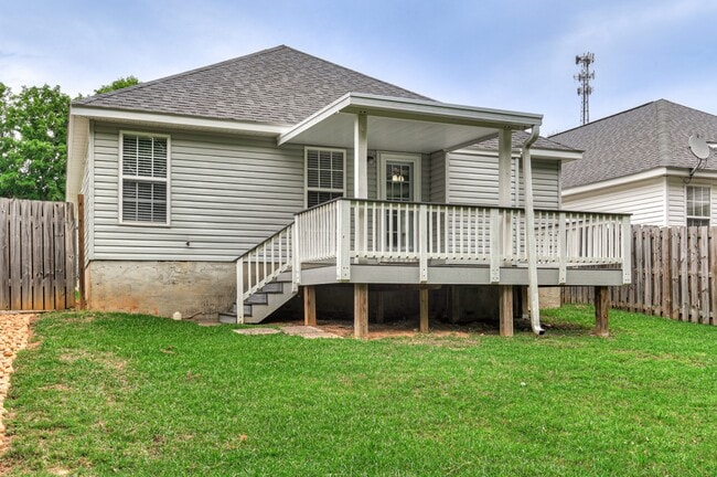 Building Photo - 790 Faircloth Commons Rd