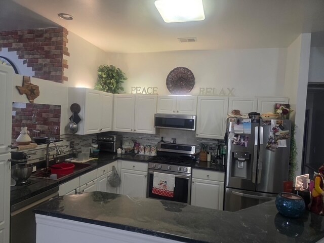 Building Photo - 2062 Peach Tree Ln
