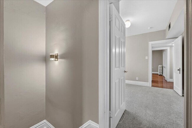 Building Photo - 5252 Bancroft Ave