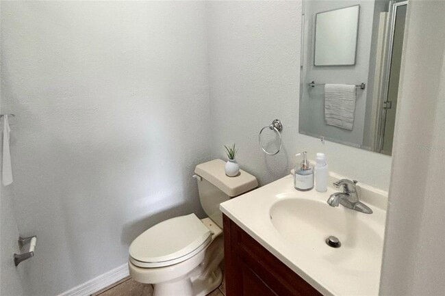 Building Photo - 1040 S Buena Vista Dr