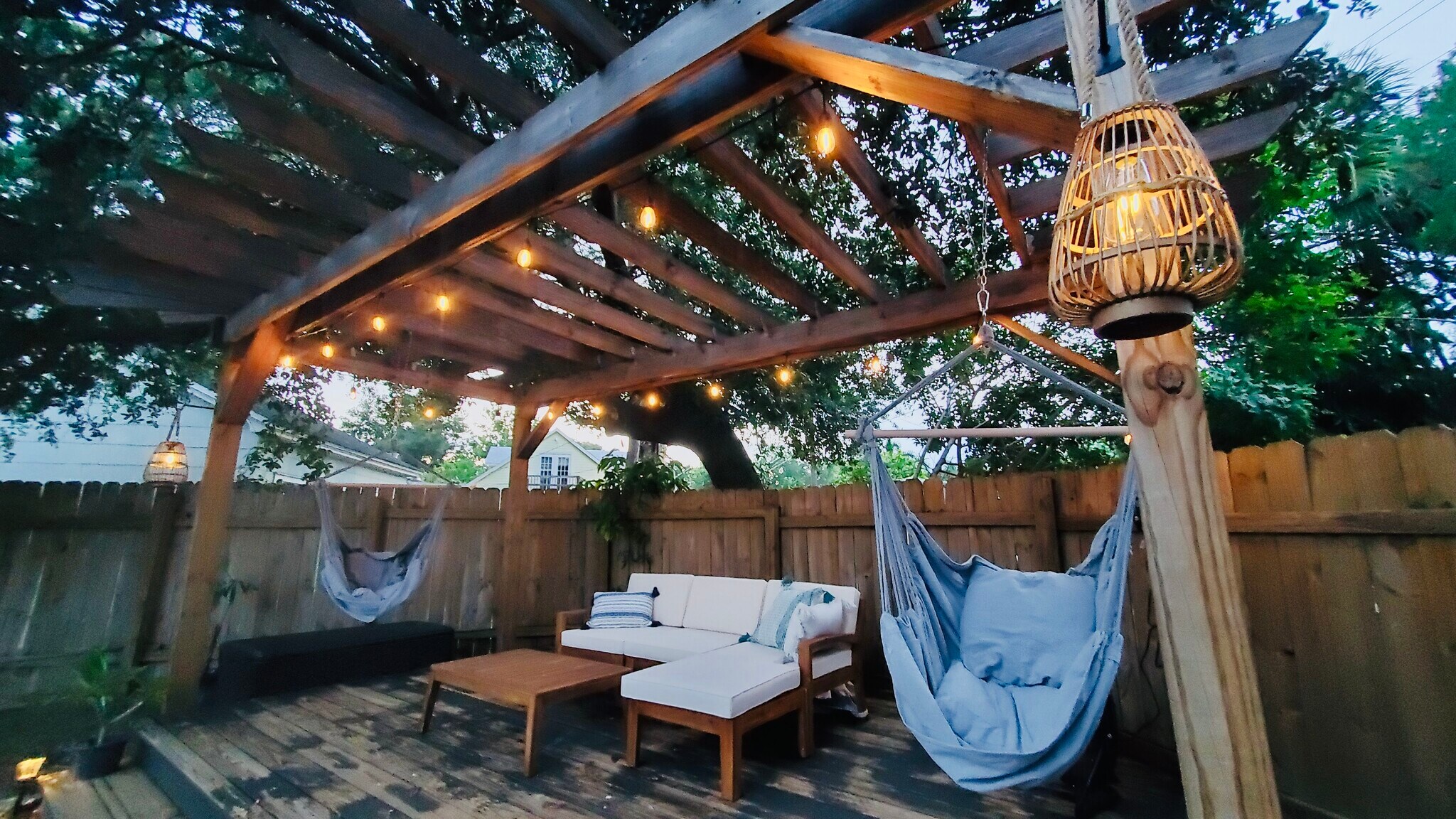 Building Photo - 2821 6th Ave N