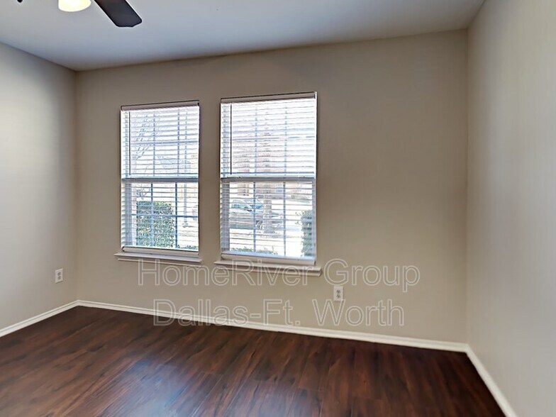 Building Photo - 12644 Shady Cedar Dr