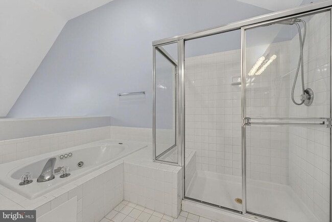 Building Photo - 2901 Mainstone Dr