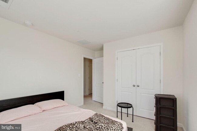 Building Photo - 8570 Crooked Tree Ln