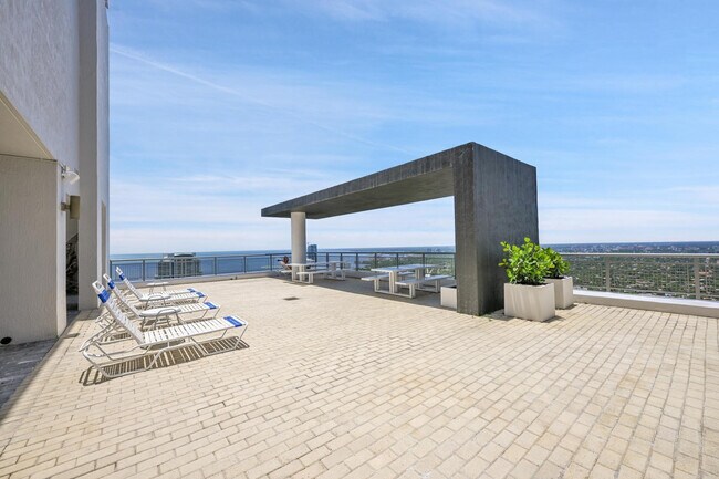 Building Photo - 60 SW 13th St