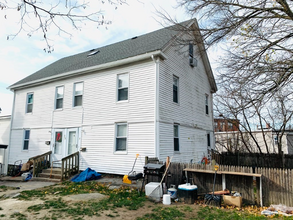 Building Photo - 712 Lawrence St