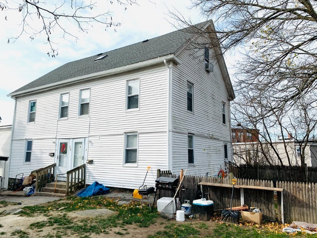 Primary Photo - 712 Lawrence St