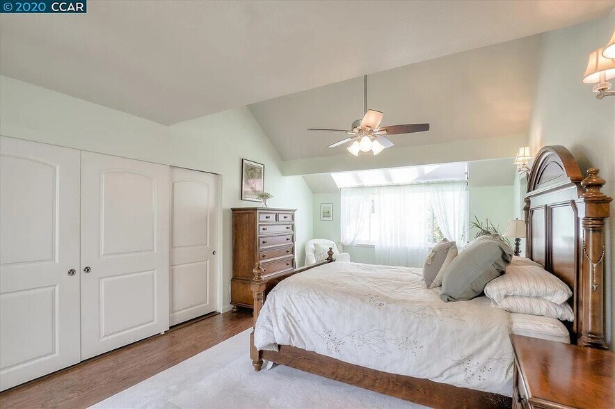 Building Photo - 34 Mozden Ln