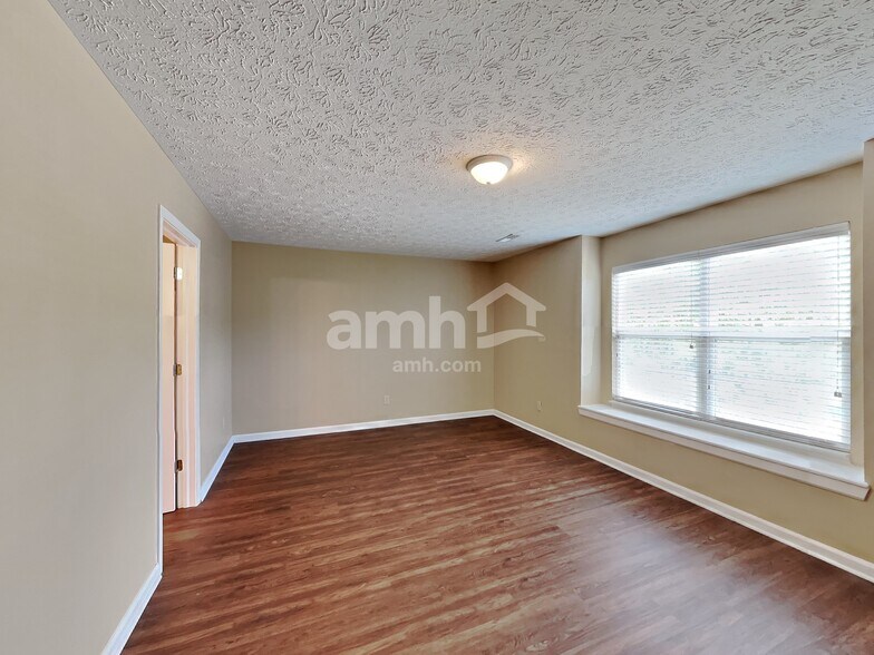 Building Photo - 8046 Wichita Hill Dr