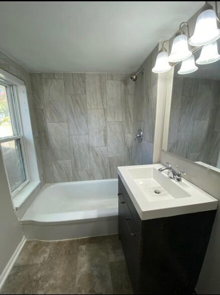 Building Photo - 505 Beaumont St