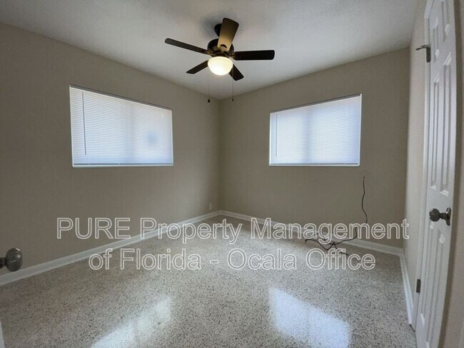 Building Photo - 12142 SE 87th Terrace