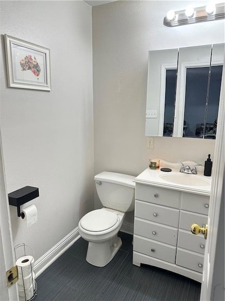 Building Photo - 3709 Stefano St