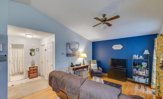 Building Photo - 1813 Todd Dr