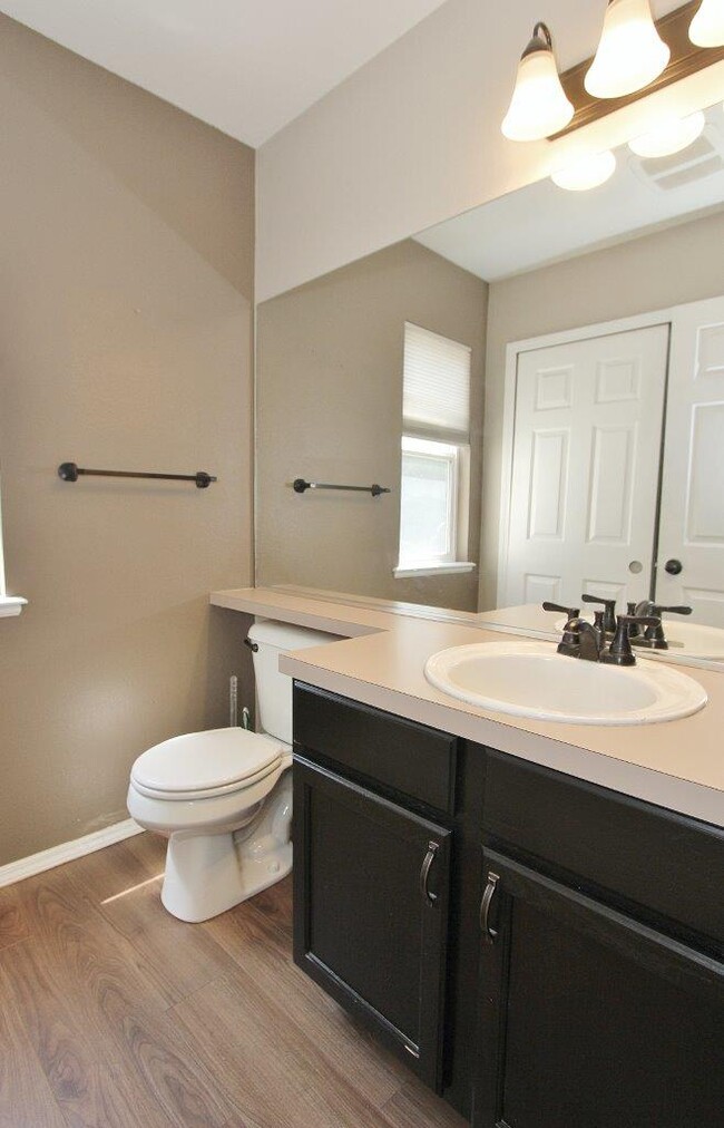Building Photo - 11265 W Red Maple Dr