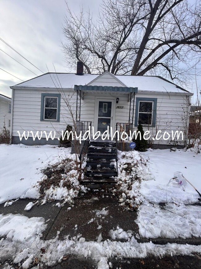 Primary Photo - 1633 Kelly Dr